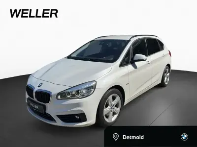 Gebraucht BMW 218 Sport Line 150 PS (110 kW) 2015 Weiß Van / Kleinbus