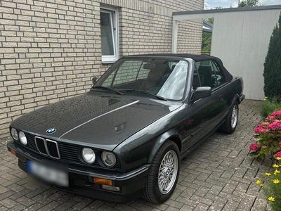 Gebraucht BMW 325 Shadowline 170 PS (125 kW) 1989 Grau Cabrio