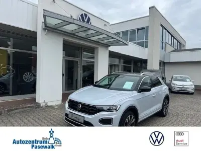 Gebraucht VW T-Roc Active 150 PS (110 kW) 2021 White silver metallic (metallic) SUV