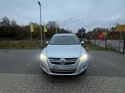 Gebraucht VW Tiguan 140 PS (102 kW) 2007 Grau SUV