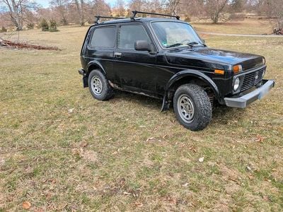 Gebraucht Lada niva 81 PS (59 kW) 2011 Schwarz SUV