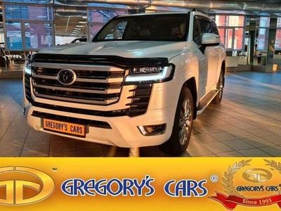 Gebraucht Toyota Land Cruiser 415 PS (305 kW) 2021 Eminent white special metallic SUV