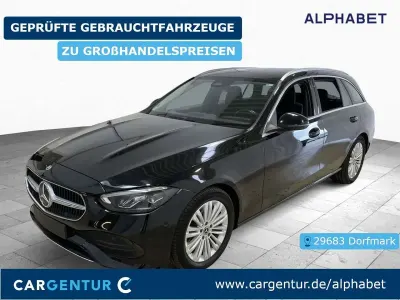 Gebraucht Mercedes C200 Avantgarde 163 PS (119 kW) 2022 Schwarz Limousine
