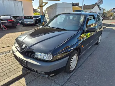 Occasion Alfa Romeo 145 103 ch (75 kW) 1998 Noir Citadine