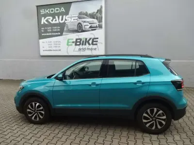 Używany VW T-Cross Active 110 KM (80 kW) 2022 Turkusowy SUV