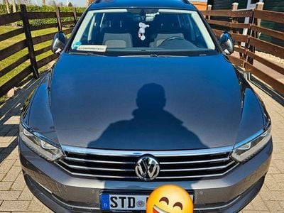 Gebraucht VW Passat Comfortline 150 PS (110 kW) 2016 Grau Kombi