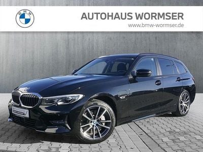 Gebraucht BMW 330e Advantage 292 PS (214 kW) 2022 Schwarz Kombi