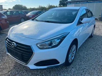 Gebraucht Hyundai i40 Classic 135 PS (99 kW) 2015 Weiß Kombi