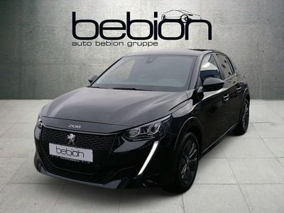 Schwarz Gebraucht 2022 Peugeot e-208 Active Kleinwagen | 12.880 € (Guter Preis)