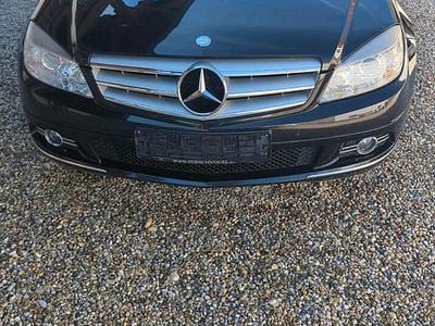 Usata Mercedes C220 Avantgarde 170 CV (125 kW) 2007 Nero Berlina