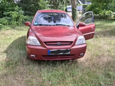 Gebraucht Kia Rio 97 PS (71 kW) 2004 Rot Limousine
