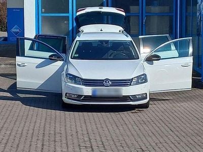 Gebraucht VW Passat 140 PS (102 kW) 2014 Weiß Kombi
