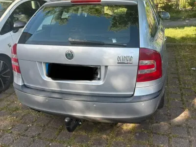 Gebraucht Skoda Octavia Elegance 160 PS (117 kW) 2007 Silber Kombi