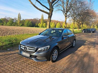 Gebraucht Mercedes C200 184 PS (135 kW) 2014 Grau Limousine