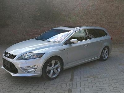 Silber Gebraucht 2014 Ford Mondeo Kombi | 8.049 € (Fairer Preis)