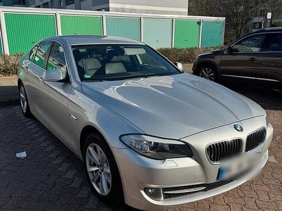 BMW 528