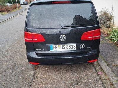 Schwarz Gebraucht 2013 VW Touran Life Van / Kleinbus | 8.200 € (Fairer Preis)