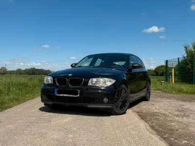 Brugt BMW 118 122 HK (89 kW) 2006 Sort Hatchback