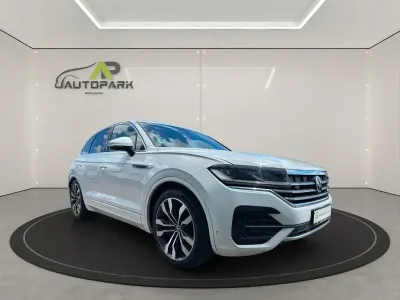 Gebraucht VW Touareg R-line 231 PS (169 kW) 2023 Weiß SUV