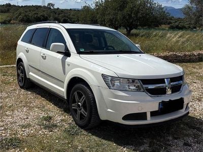 Second-hand Dodge Journey SXT 170 CP (125 kW) 2010 Alb SUV