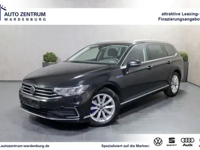 Gebraucht VW Passat GTE 218 PS (160 kW) 2022 Deep black perleffekt (metallic) Kombi