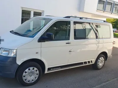 Gebraucht VW T5 131 PS (96 kW) 2009 Grau Van