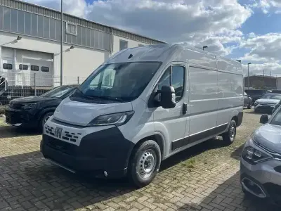 Usata Fiat Ducato 140 CV (102 kW) 2024 Grigio Furgone