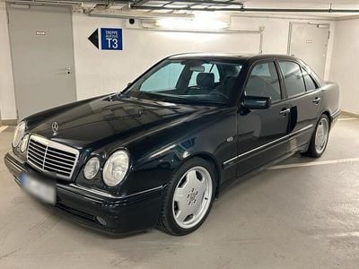 Mercedes E55 AMG