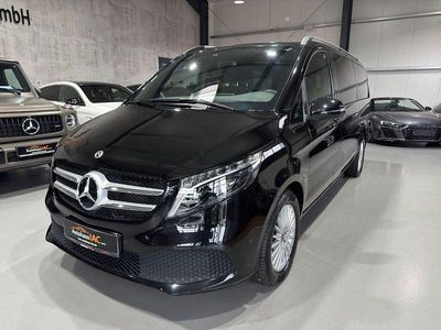 Schwarz Gebraucht 2024 Mercedes V300 Van / Kleinbus | 55.900 € (Guter Preis)