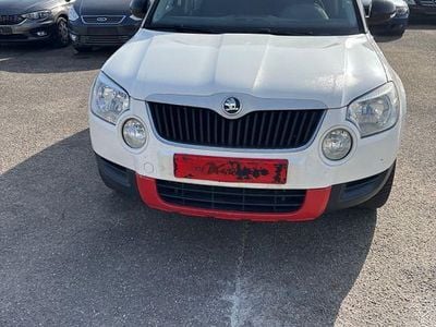 Gebraucht Skoda Yeti Easy 105 PS (77 kW) 2012 Weiß SUV