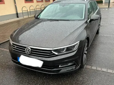Gebraucht VW Passat R-line 120 PS (88 kW) 2015 Braun Kombi