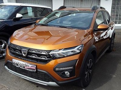 Gebraucht Dacia Sandero Comfort 91 PS (66 kW) 2021 Orange Limousine