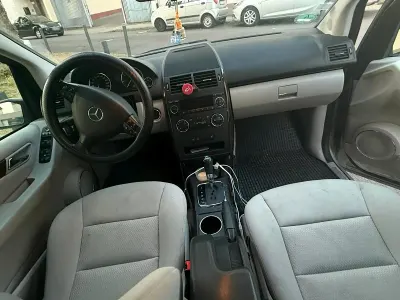 Używany Mercedes A170