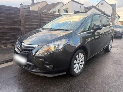 Second-hand Opel Zafira 110 CP (80 kW) 2013 Negru Monovolum