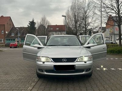 gebraucht Opel Vectra B 1.8 Automatic