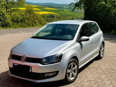 Gebraucht VW Polo 60 PS (44 kW) 2010 Silber Kleinwagen