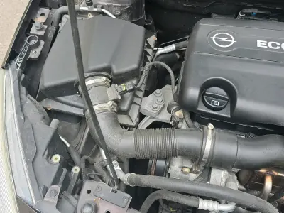 Gebraucht Opel Astra 110 PS (80 kW) 2013 Braun Kombi