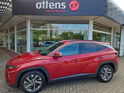 Gebraucht Hyundai Tucson Turbo 150 PS (110 kW) 2022 Sunset red SUV