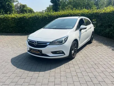 Gebraucht Opel Astra 136 PS (100 kW) 2019 Weiß Kombi