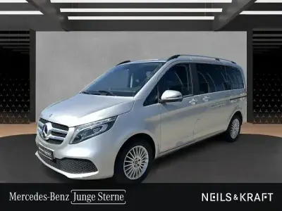 Gebraucht Mercedes V220 Edition 163 PS (119 kW) 2022 Brillantsilber Van / Kleinbus