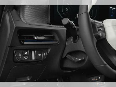 Grau ((c7s) wolfgrau m) Gebraucht 2025 Kia EV6 SUV | 54.470 € (Teuer)