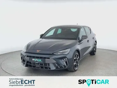 Gebraucht Cupra Leon VZ 300 PS (220 kW) 2025 Grau (metallic) Limousine