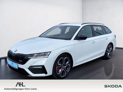 Gebraucht Skoda Octavia First Edition 245 PS (180 kW) 2021 Moonweiß perleffekt Kombi