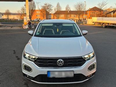 Second-hand VW T-Roc Sport 150 CP (110 kW) 2020 Alb SUV
