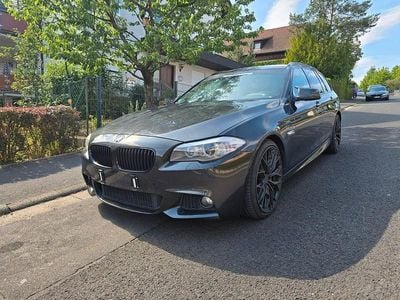 Gebraucht BMW 530 M Sport 350 PS (257 kW) 2011 Grau Kombi