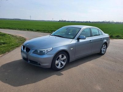 Second-hand BMW 520 174 CP (127 kW) 2003 Gri Berlinǎ