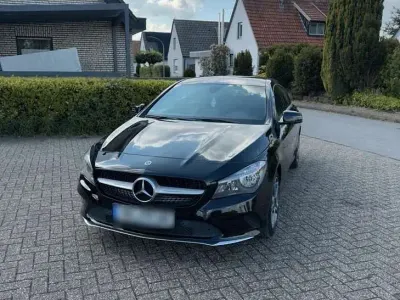 Gebraucht Mercedes 200 136 PS (100 kW) 2018 Schwarz Kombi