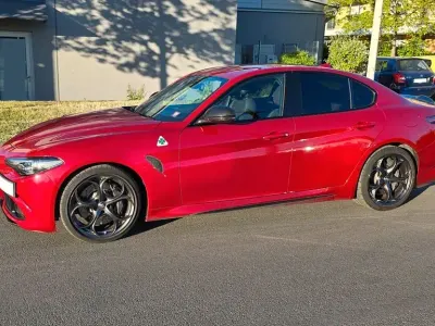 Second-hand Alfa Romeo Giulia Quadrifoglio 510 CP (375 kW) 2021 Roșu Berlinǎ