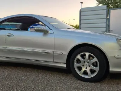 Gebraucht Mercedes CLK240 170 PS (125 kW) 2002 Silber Coupé