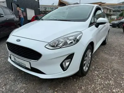 Gebraucht Ford Fiesta Cool & Connect 86 PS (63 kW) 2019 Frozen white Kleinwagen